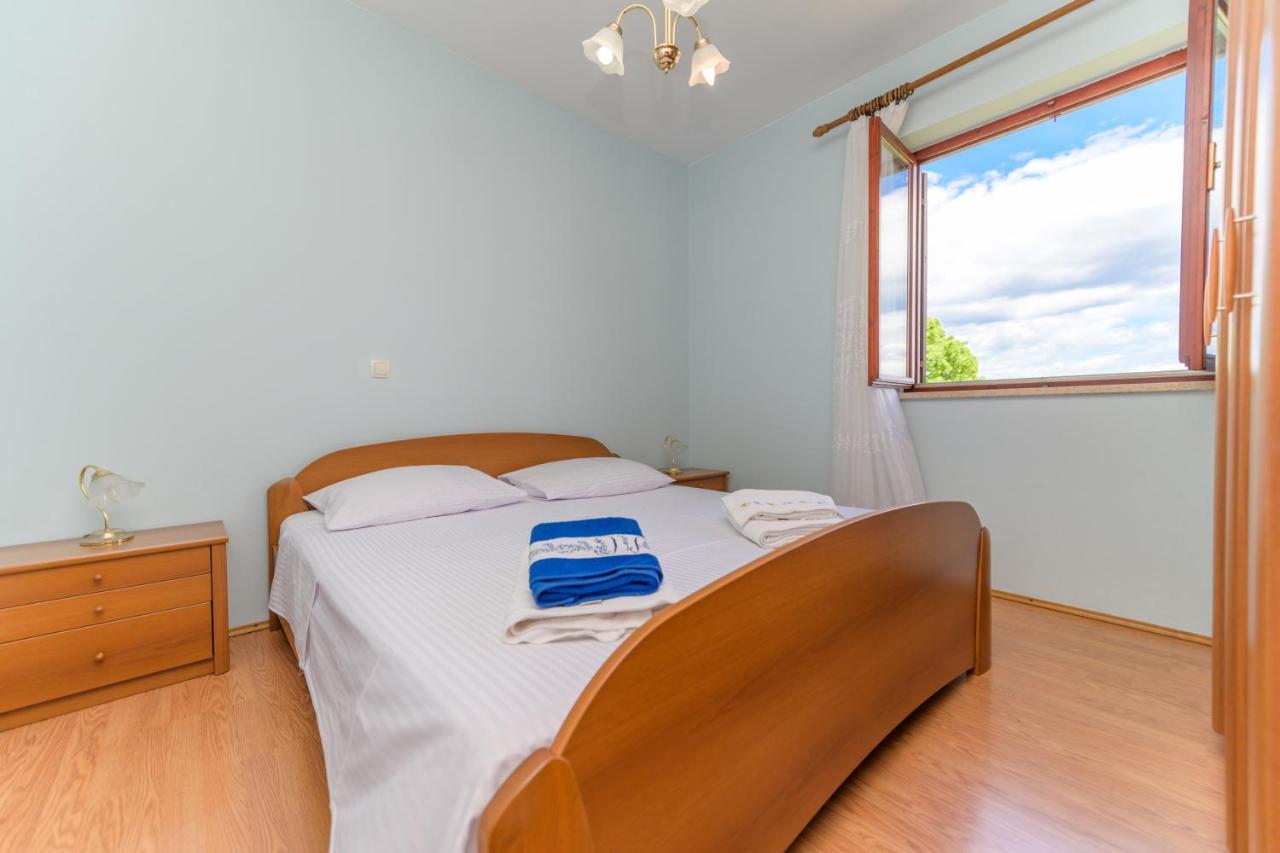 Apartments Marina Veskovic Нерезине Экстерьер фото